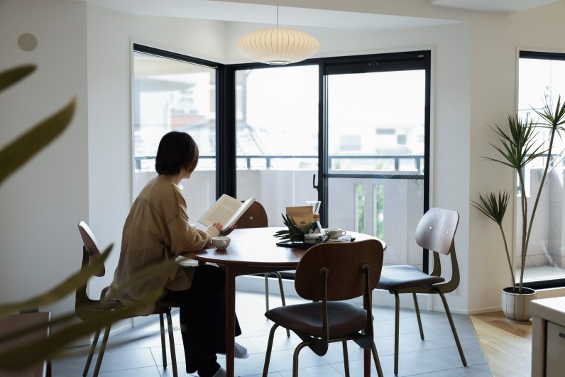 柔らかな光に包まれる、
自分を甘やかす週末。