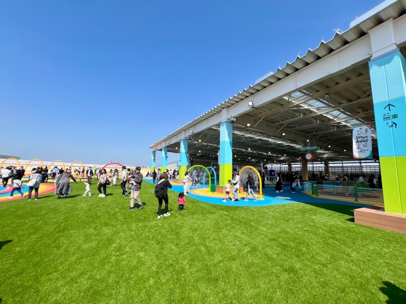 思いっきり遊べる屋上公園