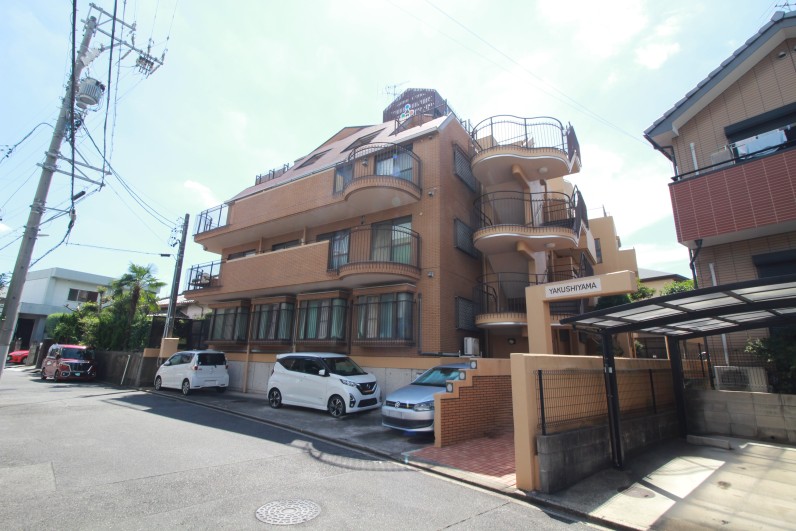 自然素材を感じる<br />
穏やかな室内空間