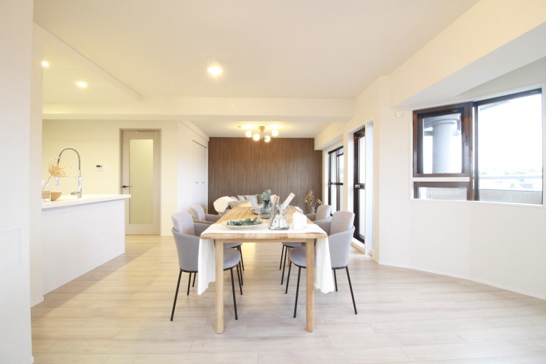 100㎡の広さ・機能的な絶対品質、新築1/2で賢く手に入れる