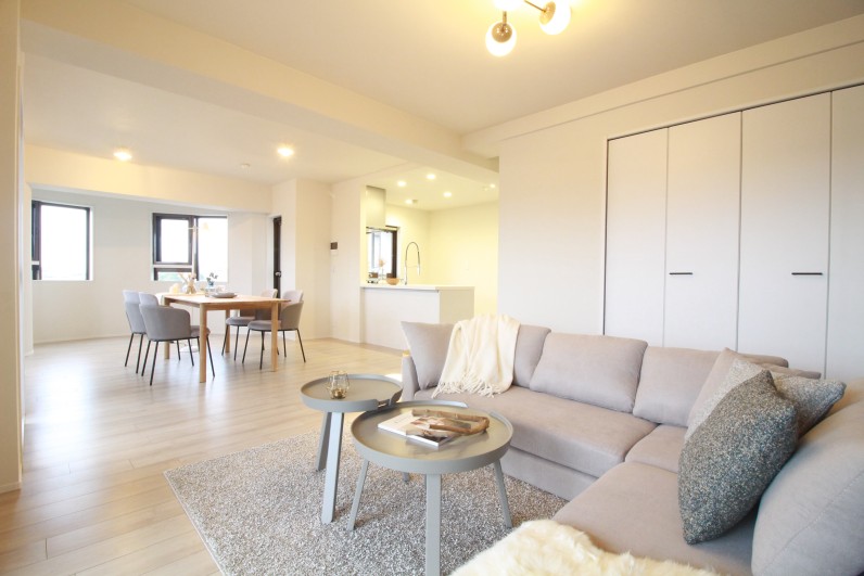 25帖のリビングが余白をつくる