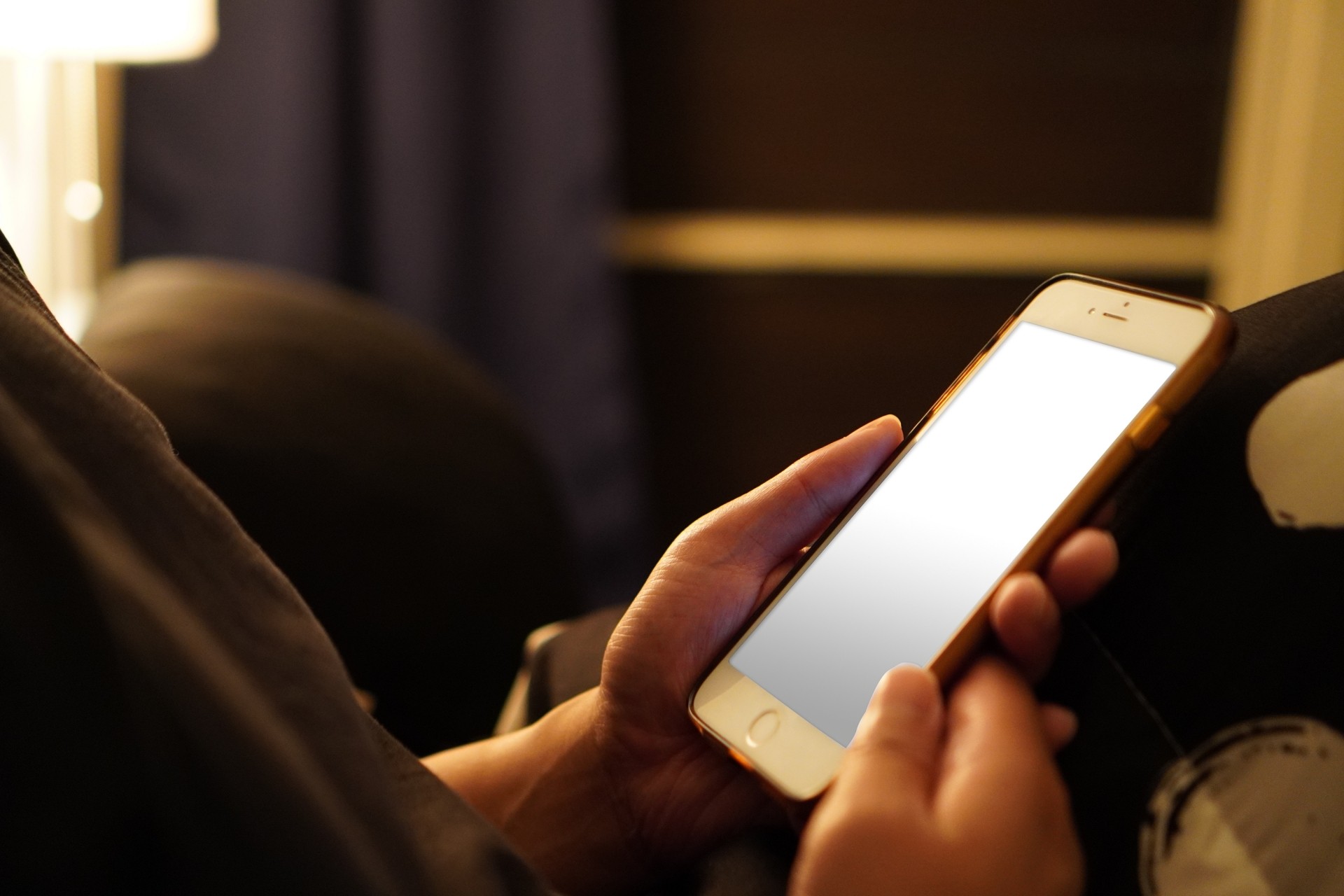 夜な夜なの「ネット検索」から抜け出そう