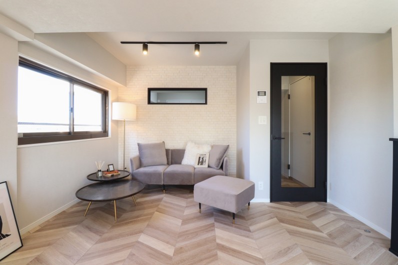 フレンチヘリンボーンな床