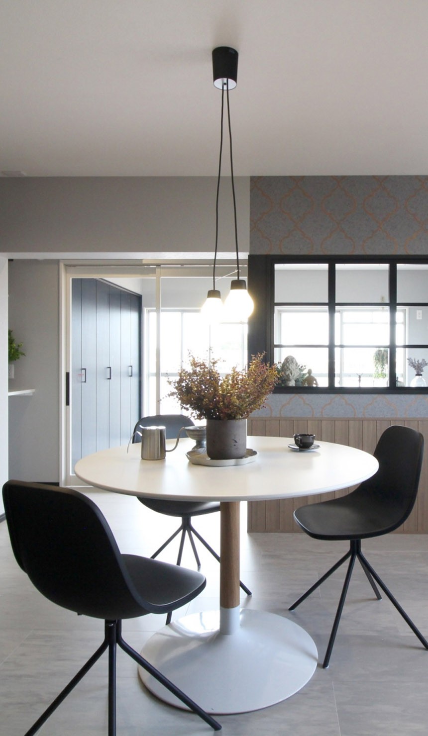 モードブラック